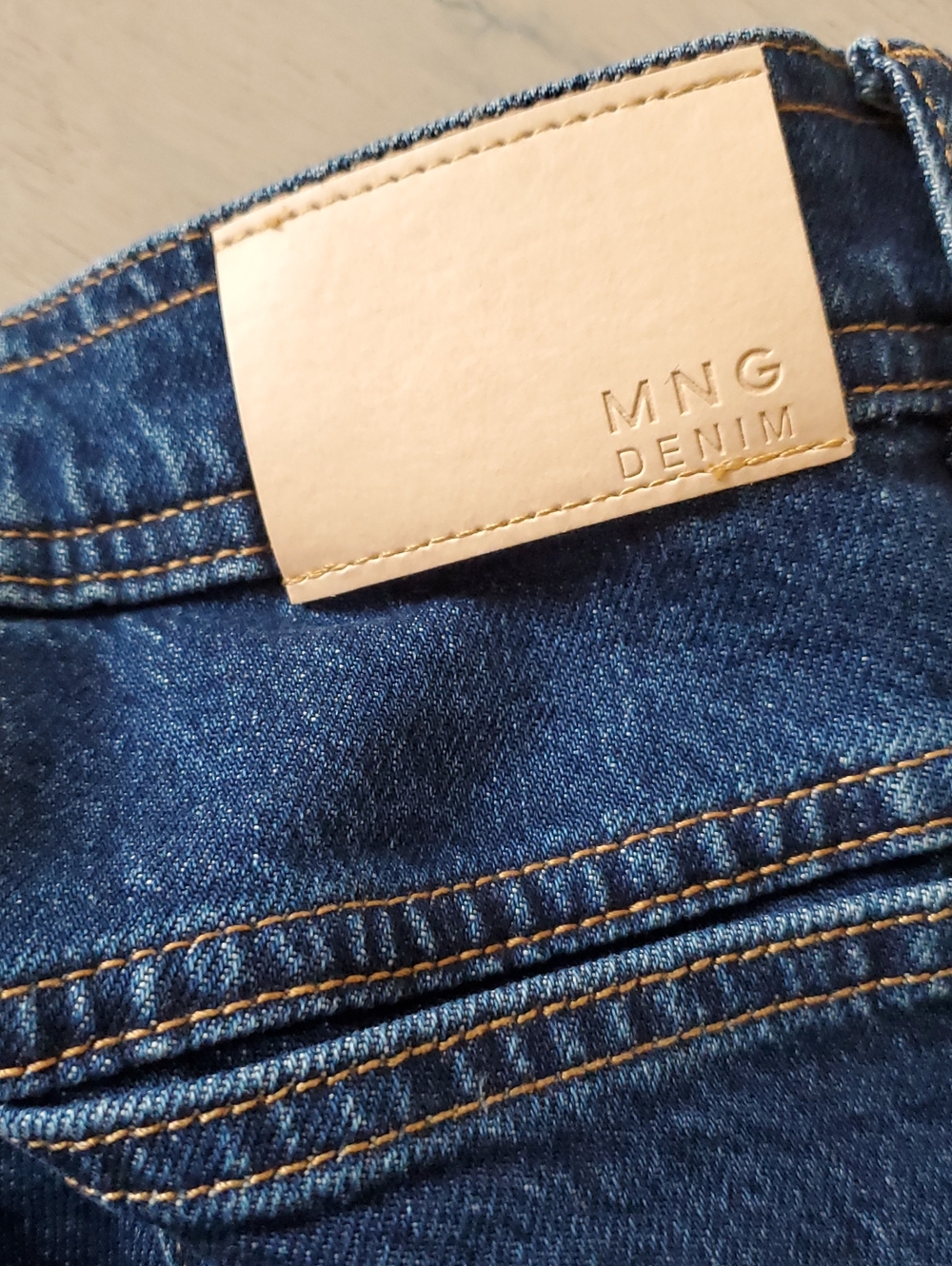 Mango- For tall girls, Dark blue High Rise Flare Sz.6 Like New/ inseam 34" - Picture 5 of 5